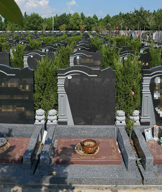 武汉红山寺陵园传统墓地价格